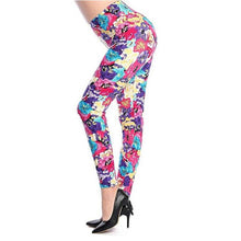 Load image into Gallery viewer, Pretty in Print Leggings